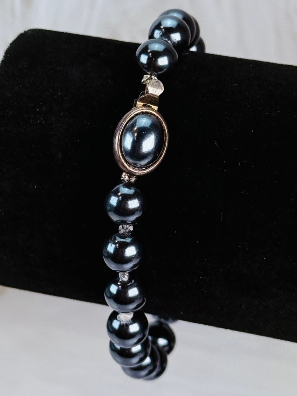 Beautiful vintage aged Silvertone weighted bracelet